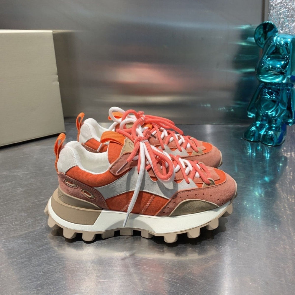 Damen Sneaker mit Profilsohle und Schnürung