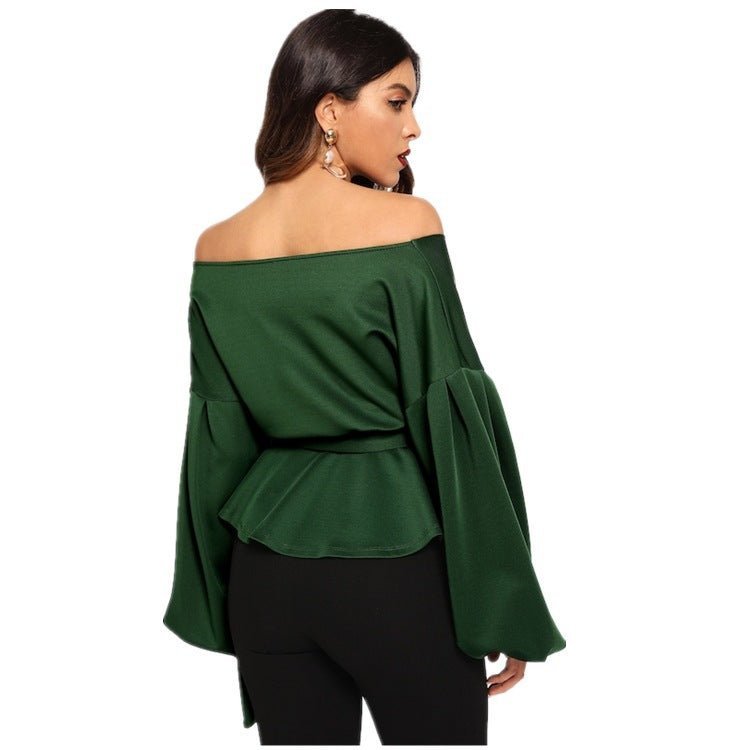 Elegante Carmenbluse mit Taillenband