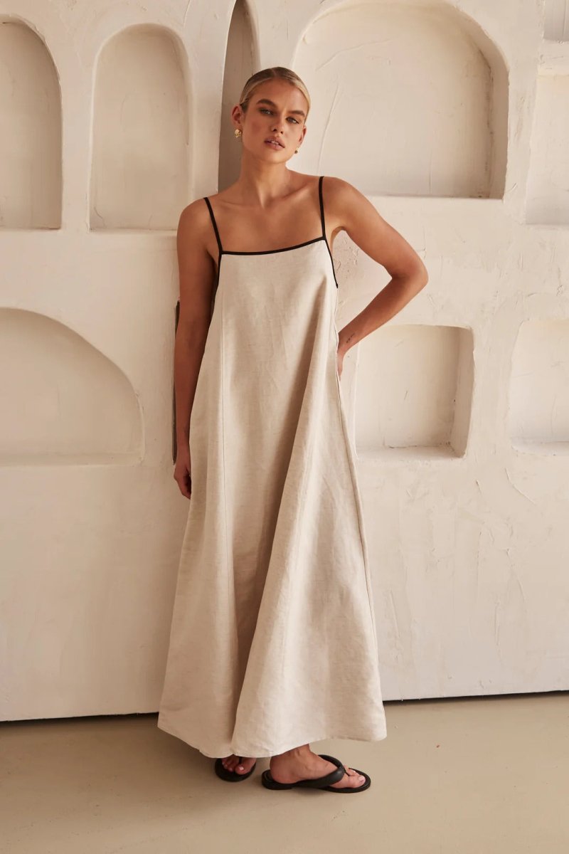 Elegantes Sommer langes Kleid mit Spaghettiträgern