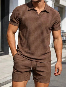 Dunkelbraun