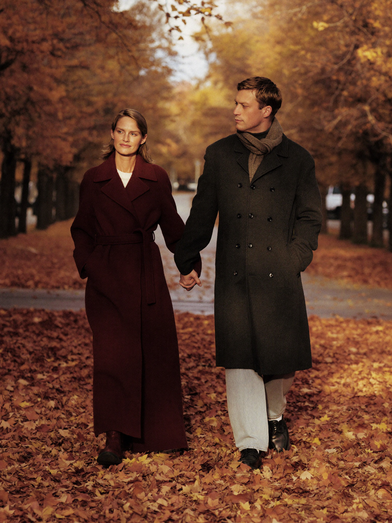 Lookbook Herbst - Paar auf der Herbstallee