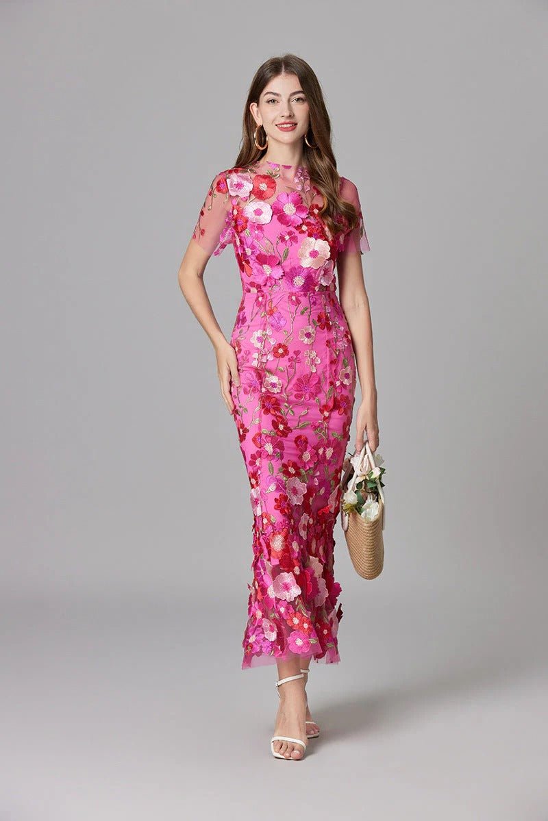 Elfriede | Maxi-Kleid ärmellos mit 3D-Blumen-Applikationen