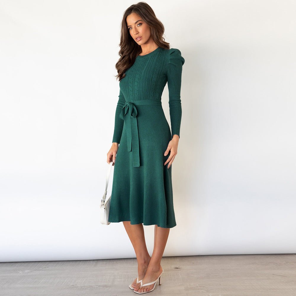 Nora – Feinstrick-Kleid mit Taillengürtel und Strukturmuster