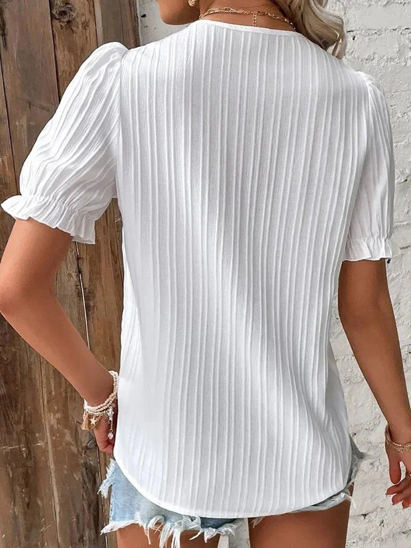 Emilia | Plus Size Bluse mit Spitze V-Ausschnitt Puffärmel