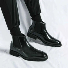 Schwarz