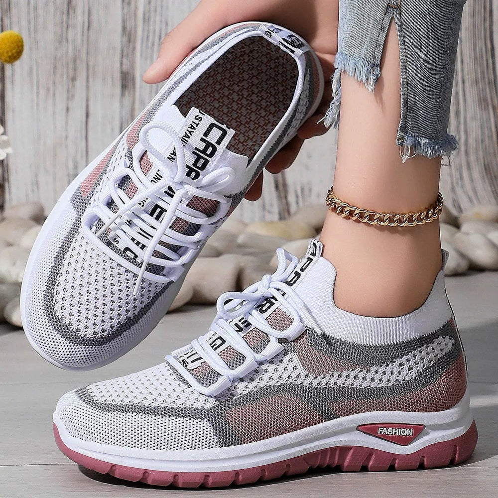 Xarae - leichte, gedämpfte Laufschuhe mit Schnürung