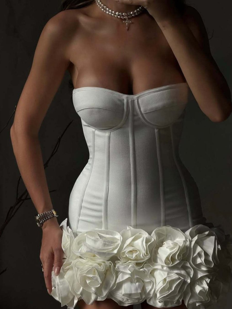 Weißes Corsagen Minikleid mit Blumenapplikation